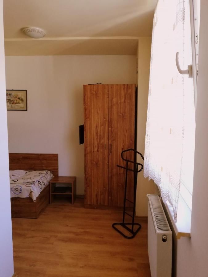 Отель Hotel Touristic Home Kailaka Плевен