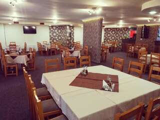 Отель Hotel Touristic Home Kailaka Плевен-6